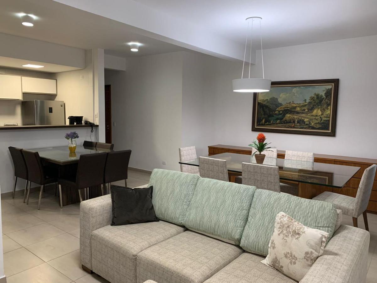 Flat em Pitangueiras - sacada gourmet, 3 dorms, limpeza diária e serv de praia Guarujá Exterior foto