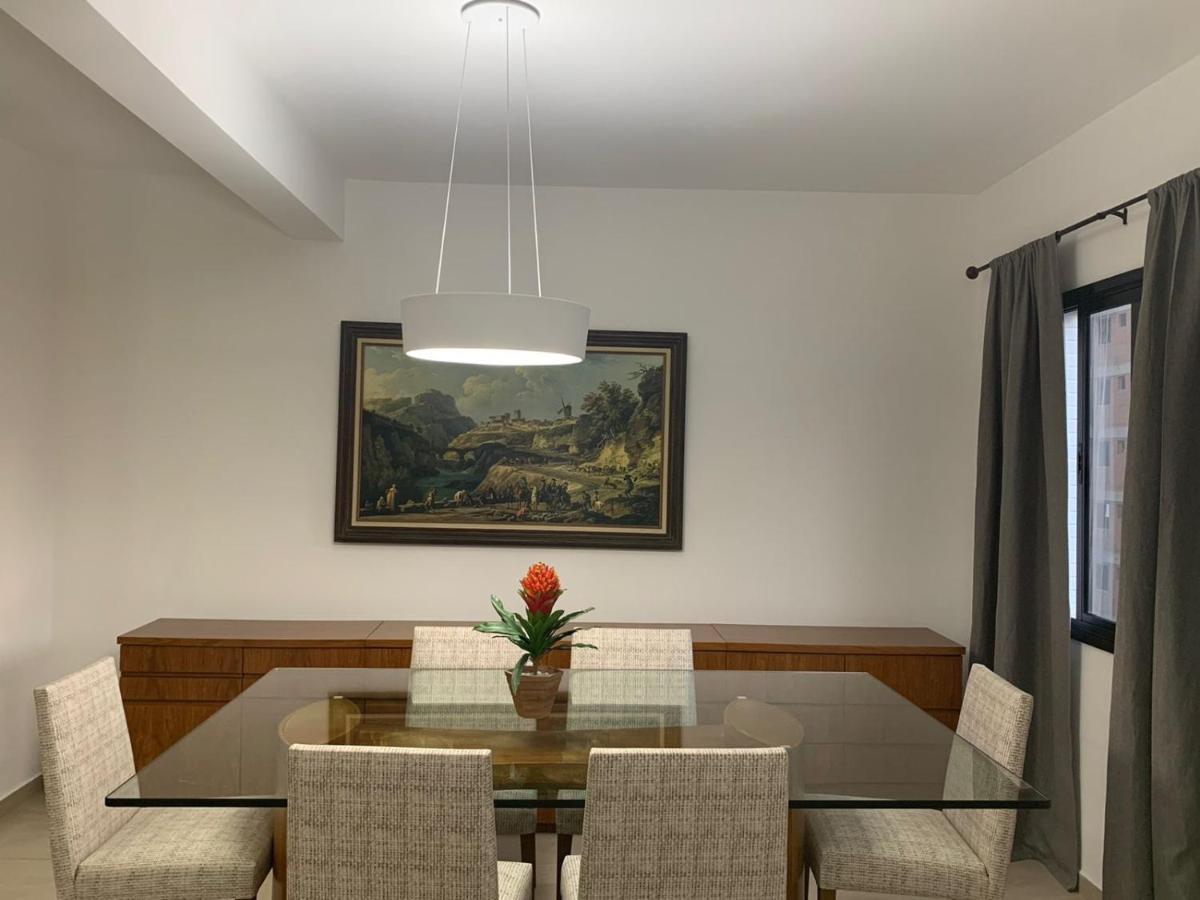 Flat em Pitangueiras - sacada gourmet, 3 dorms, limpeza diária e serv de praia Guarujá Exterior foto